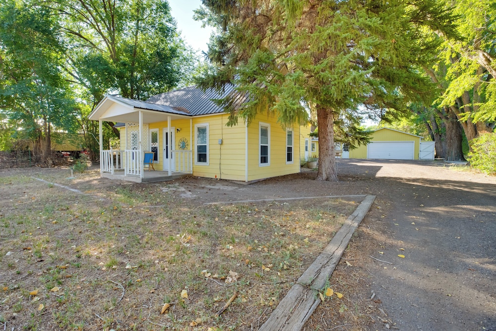 Rural Home Near Event Venue! 26 Mi to Black Canyon