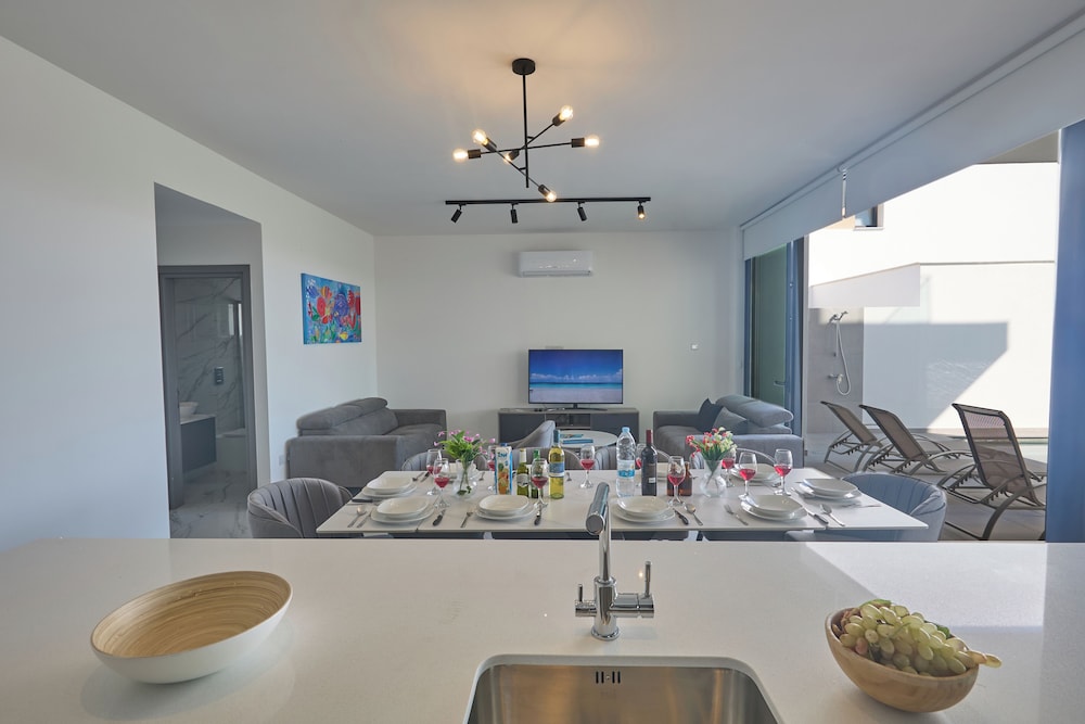 Protaras Aqua Pearl Villa Aq12