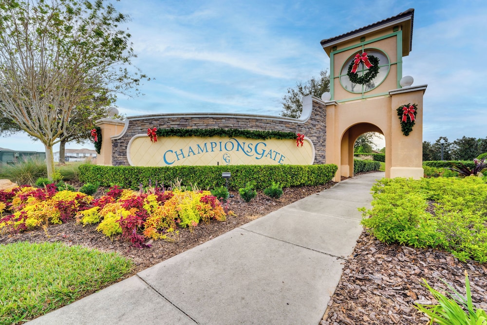 9 Mi to Wdw: Resort Retreat w/ Heated Pool!