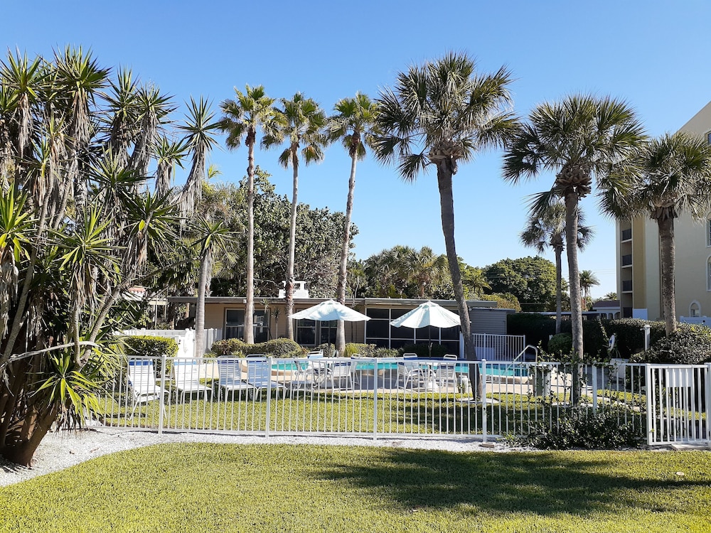 Turtle Crawl Inn