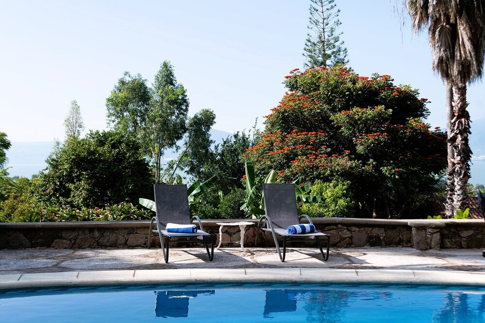 ANANA Rancho San Rafael 3 Bedrooms Hill