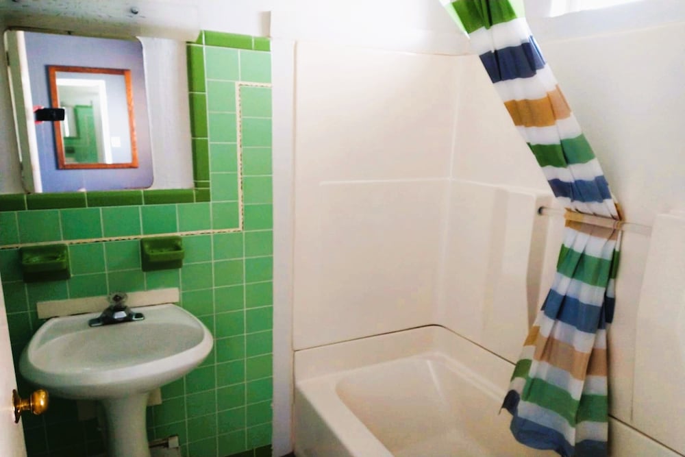Love Hotels Desert Inn  RV by OYO at Boysen Wind River WY - Property Image 3
