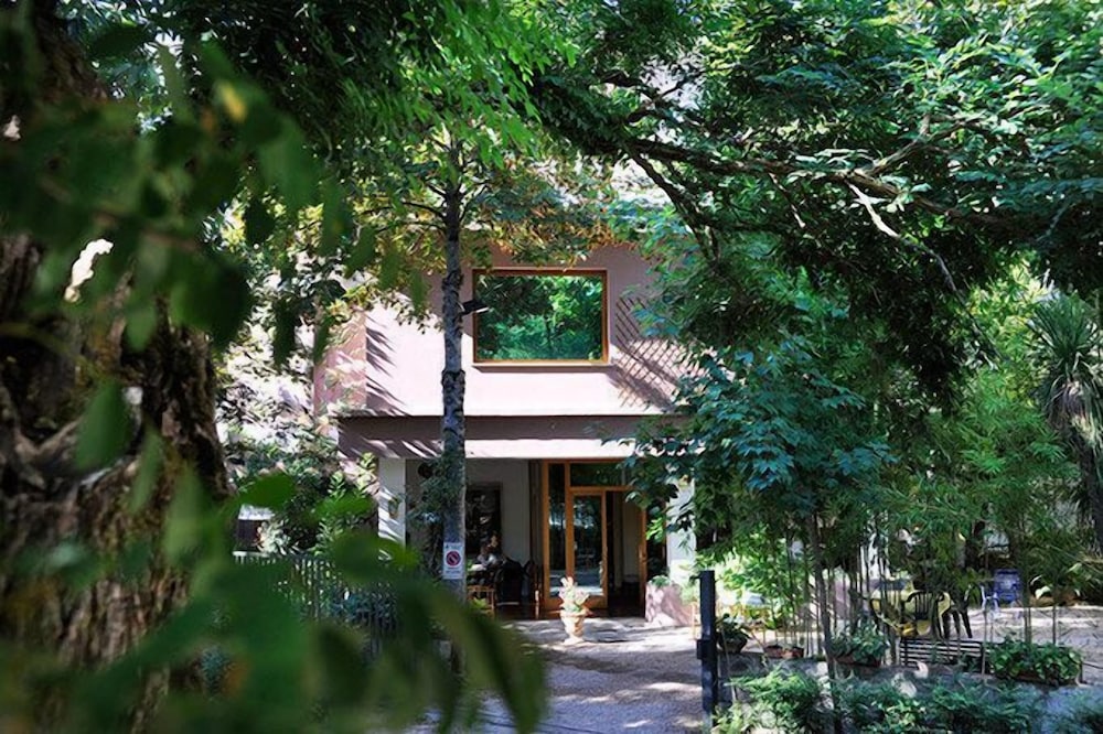 Hotel Maria Letizia view 3