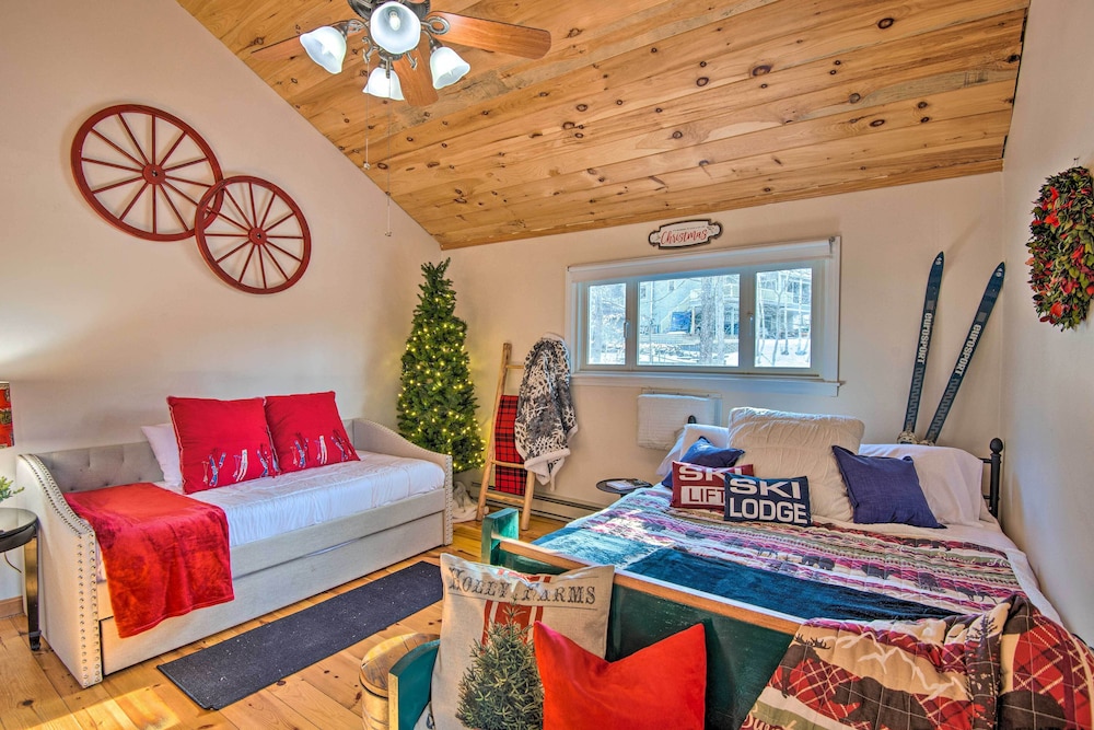 Pet-friendly Gilford Home by Gunstock Ski Mountain view 3