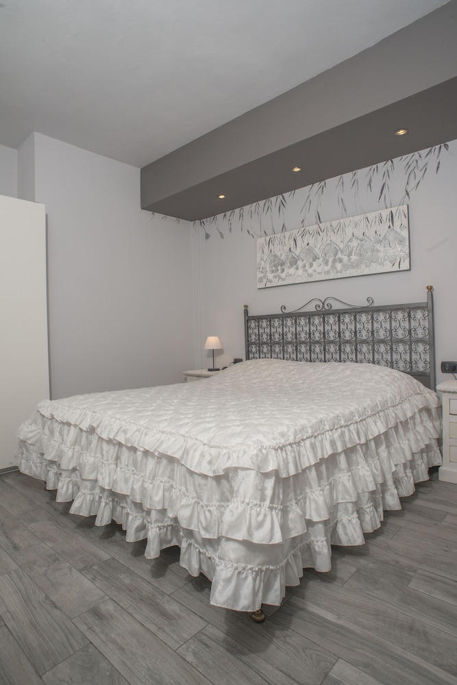 Villa Rosy B&B