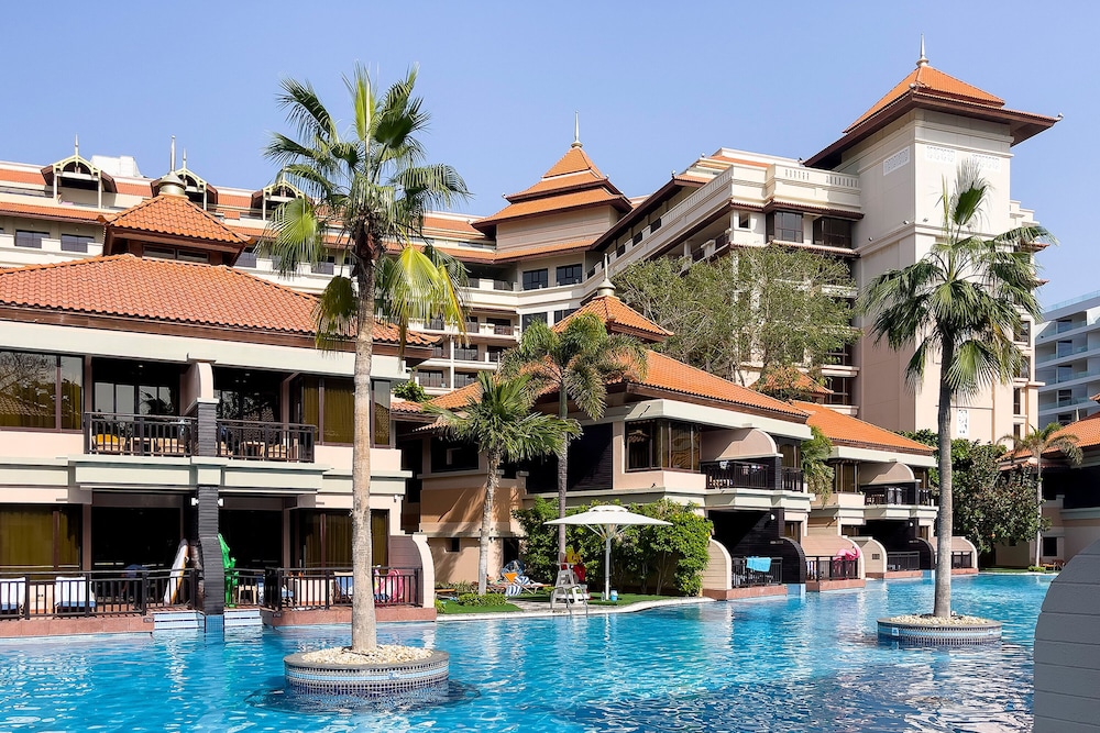 Exotic Apartments at Royal Amwaj