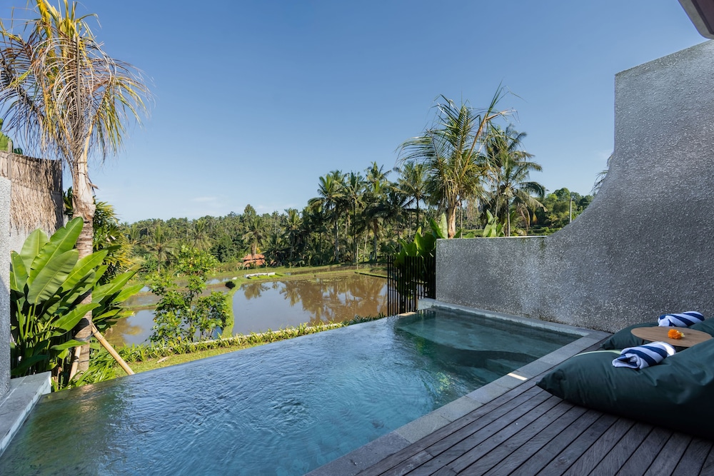 Subu Utamas Villas
