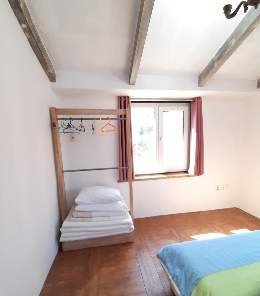 Lime Orange Vill Pension