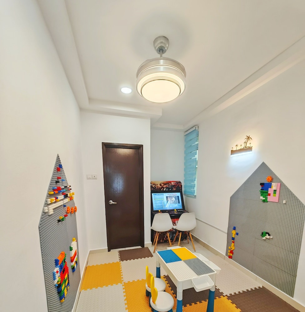 Daya Fun Kids Homestay by SR Home