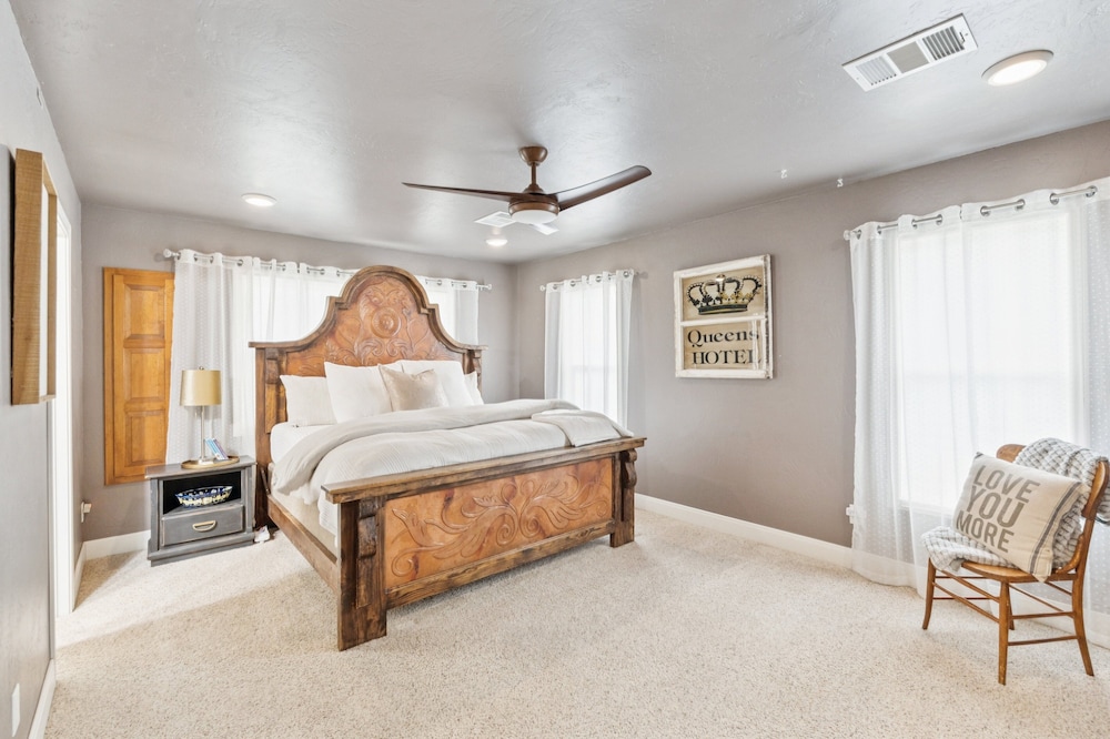 Peaceful Horse Ranch Escape Near Palo Duro Canyon 3 Bedroom Home