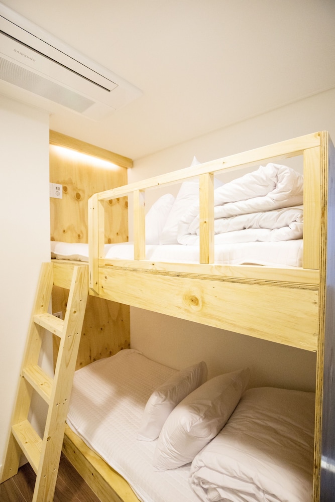 Step Inn Myeongdong 1 24
