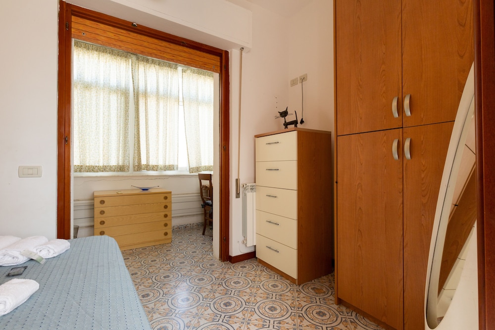 Mondello Wonderful Seaview Apartment photo 4