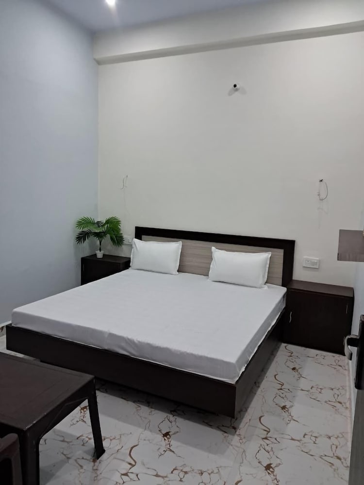 Brij Nandan Place