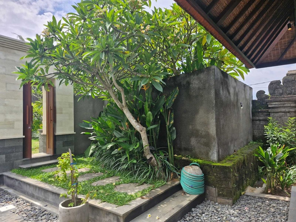 Jero Kelodan Villa