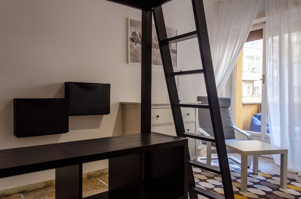 Kamchu Apartments Room With Balcony Piazza Bologna en Rome