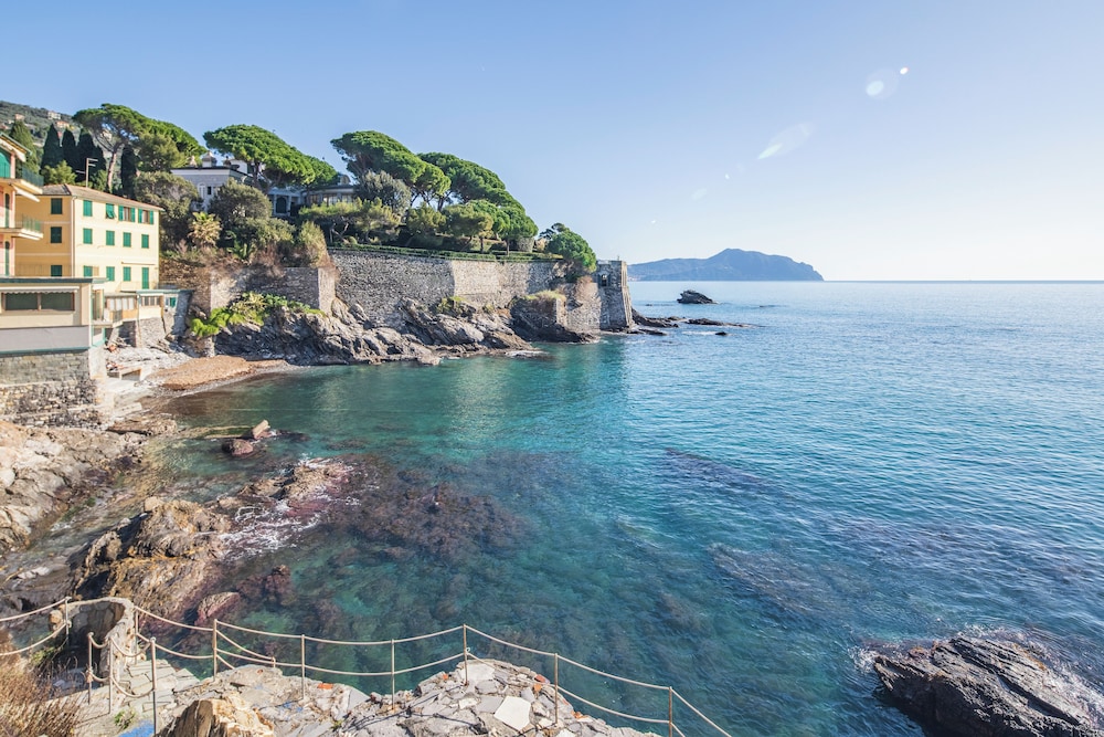 Green Home Seaside Parking Wifi Ac Genova