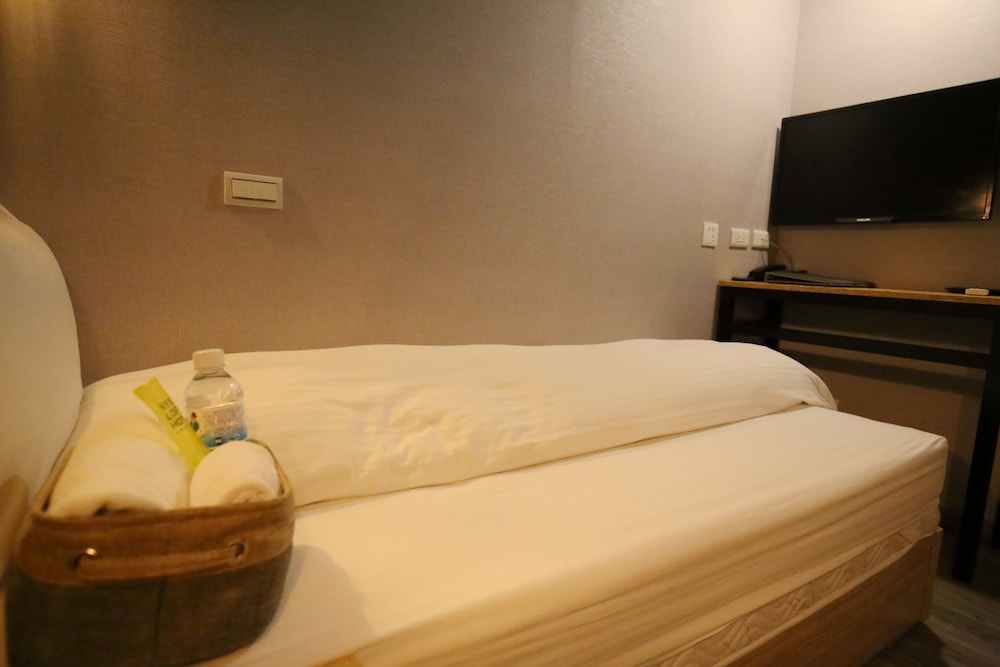 Nys Loft Hotel - Hostel