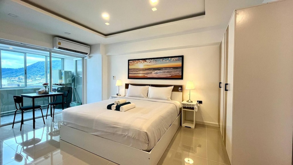 Heritage - Modern Studio Shared Pool, City Centre