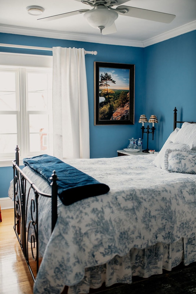Upper Rideau Bed & Breakfast