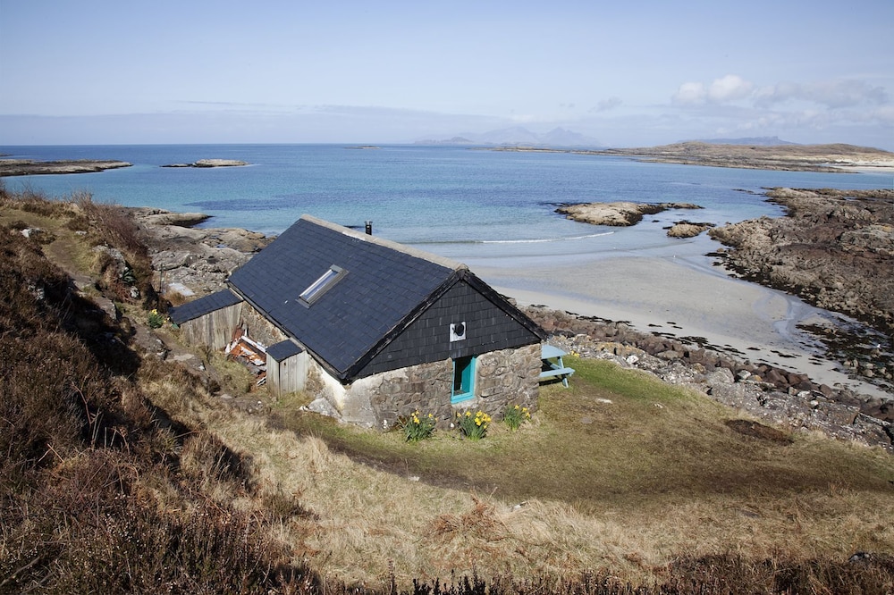 Steading Holidays - Rudh Dubh view 4