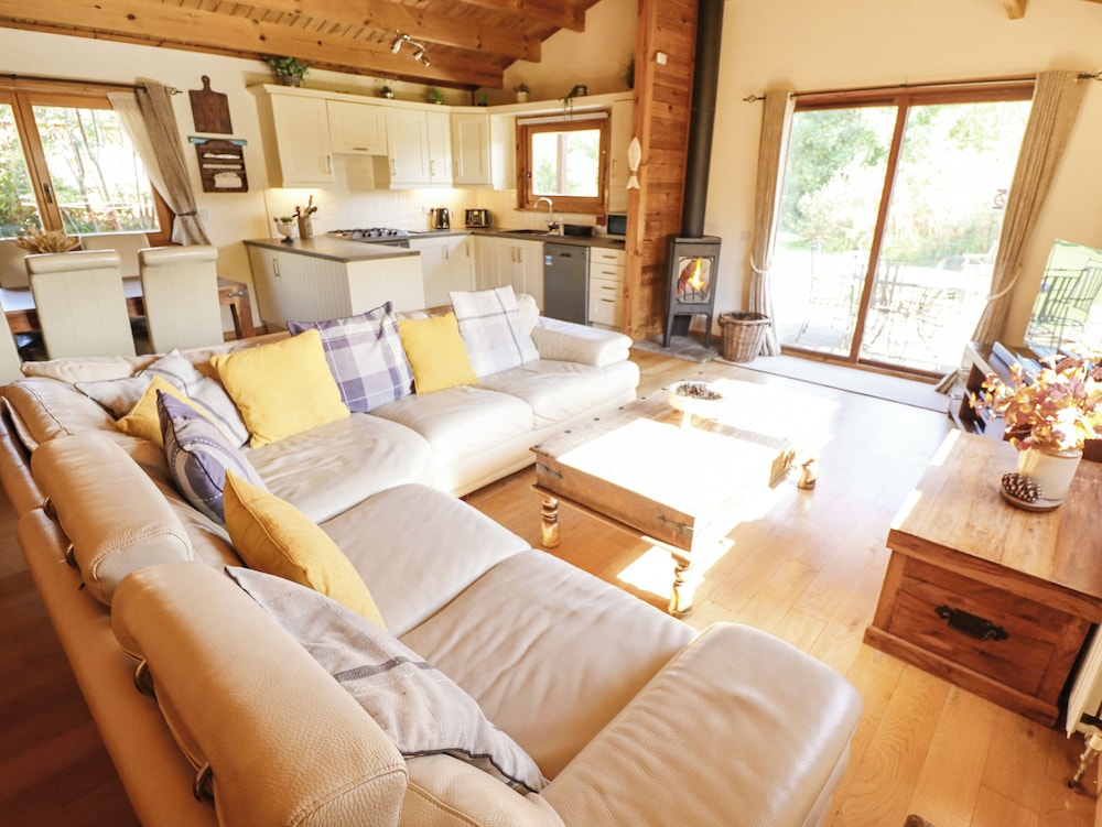 Jemima Lodge