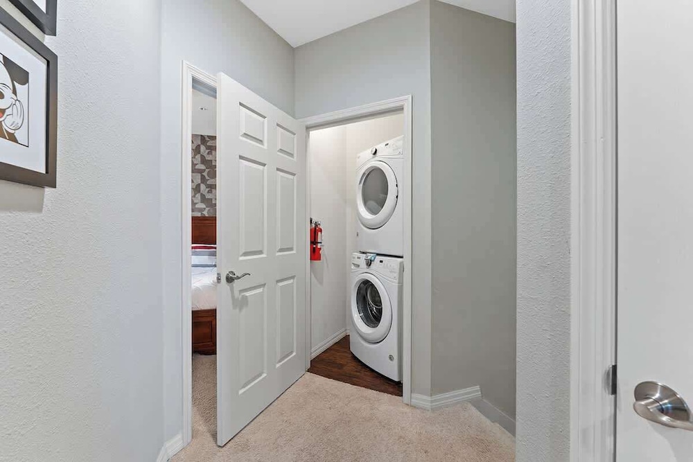 Family Getaway, 4BR Home Near Disney