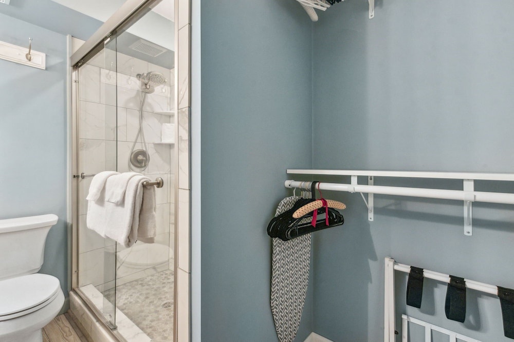 663 Amelia By The Sea 2 Bedroom Condo