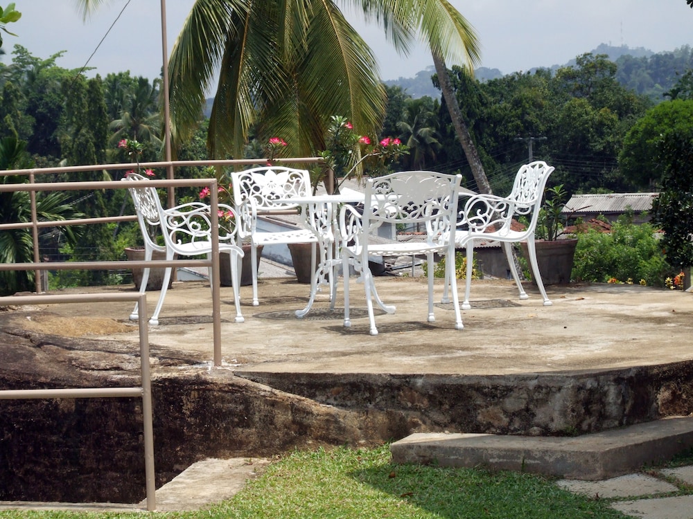 Serene Villa