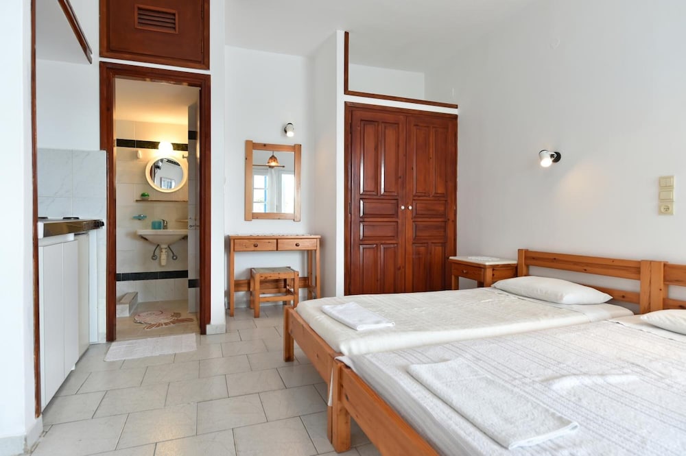 Nikolas Naousa Guesthouse