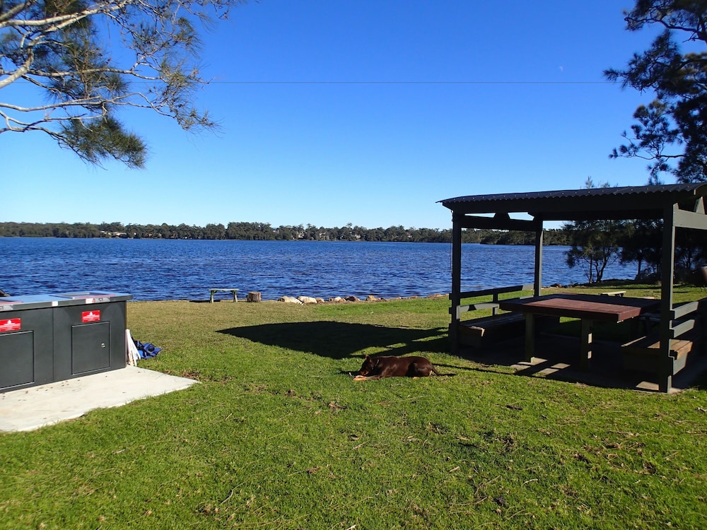 Dungowan Waterfront Apartments