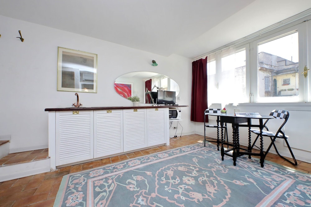 Ciancaleoni - WR Apartments