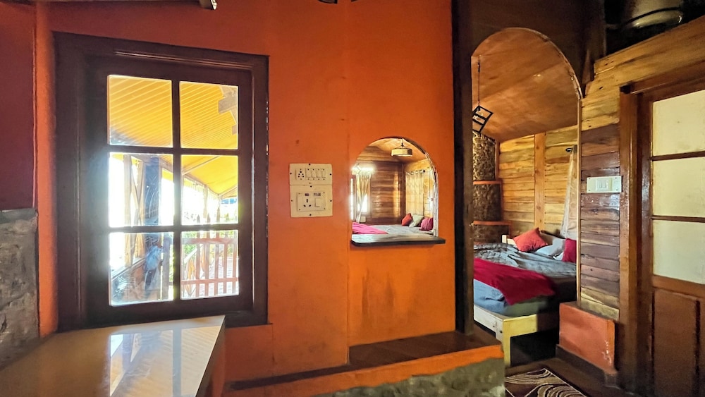Mount Olympus Hood cabin