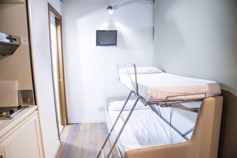 Do-Do Navona Suites
