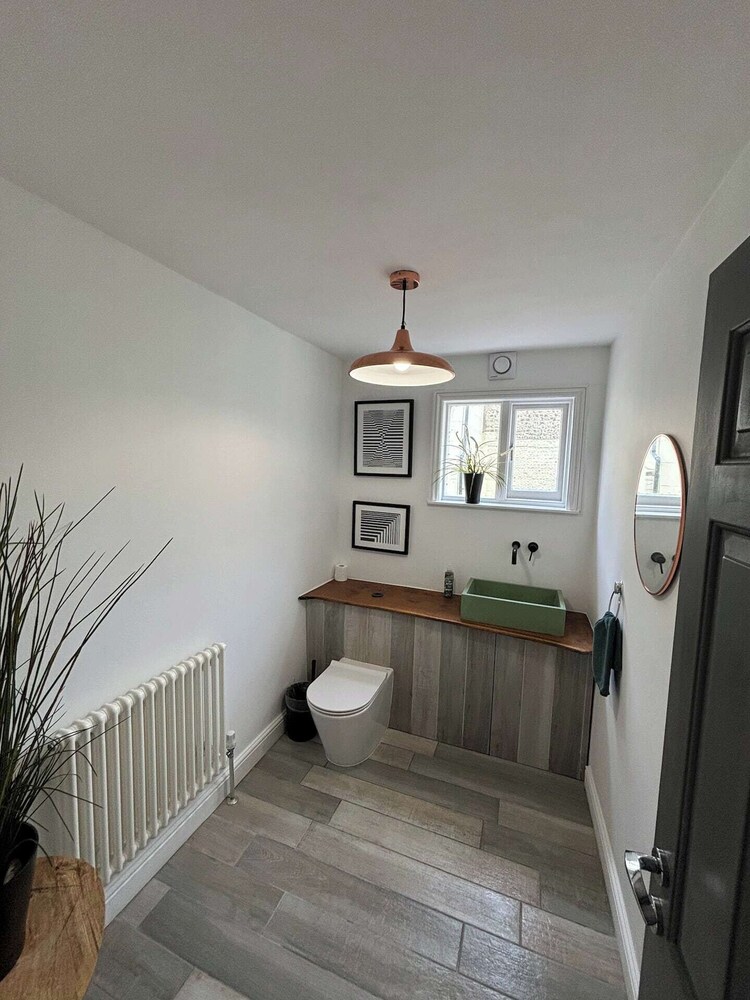 Townhouse on the beach by Urban Roost
