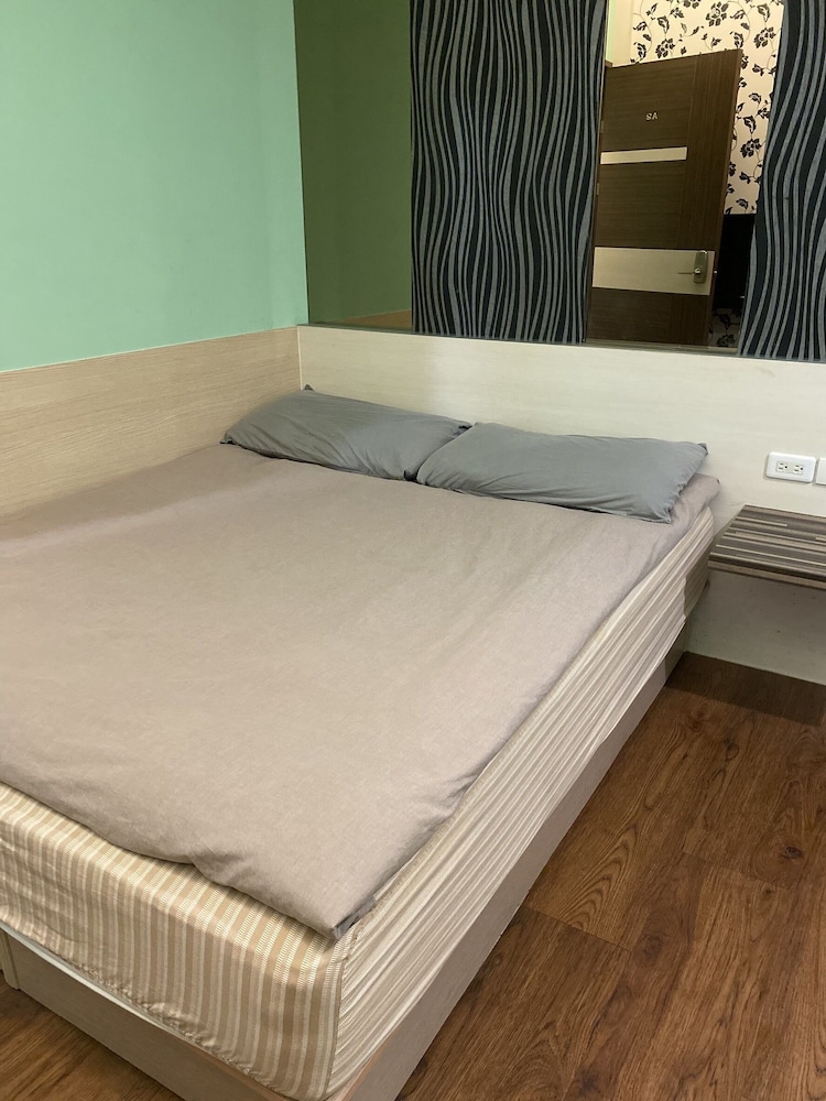 LOK Hotel