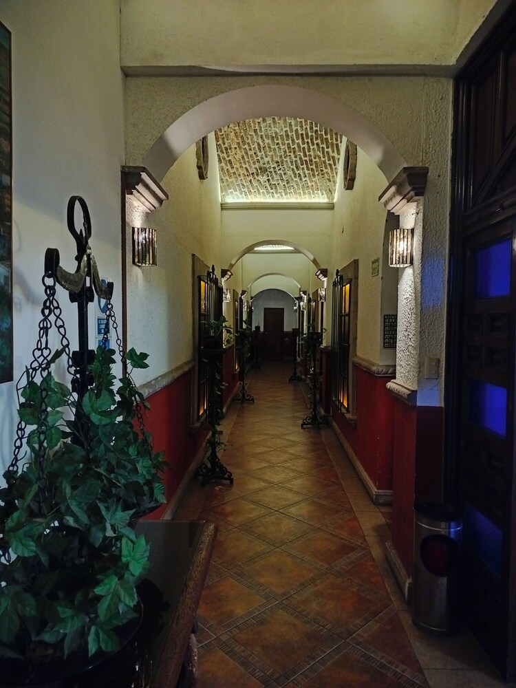 Suite H la ermita