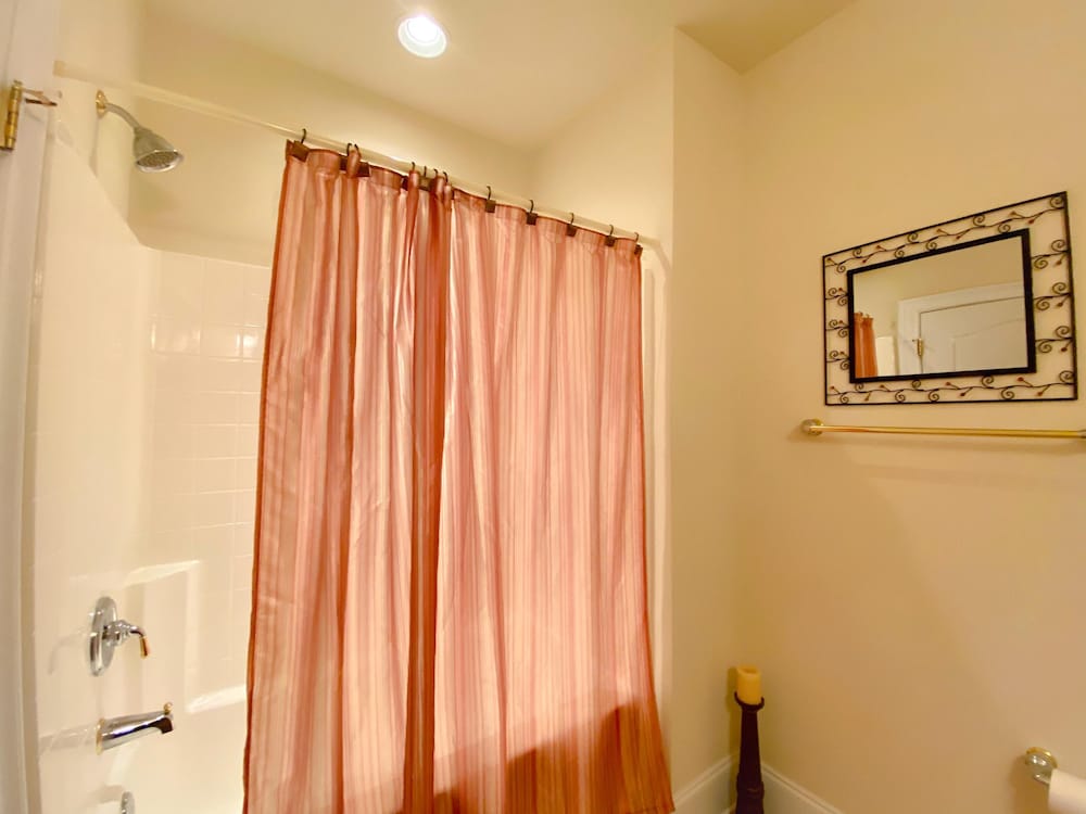 Barefoot Resort by Palmetto Vacations