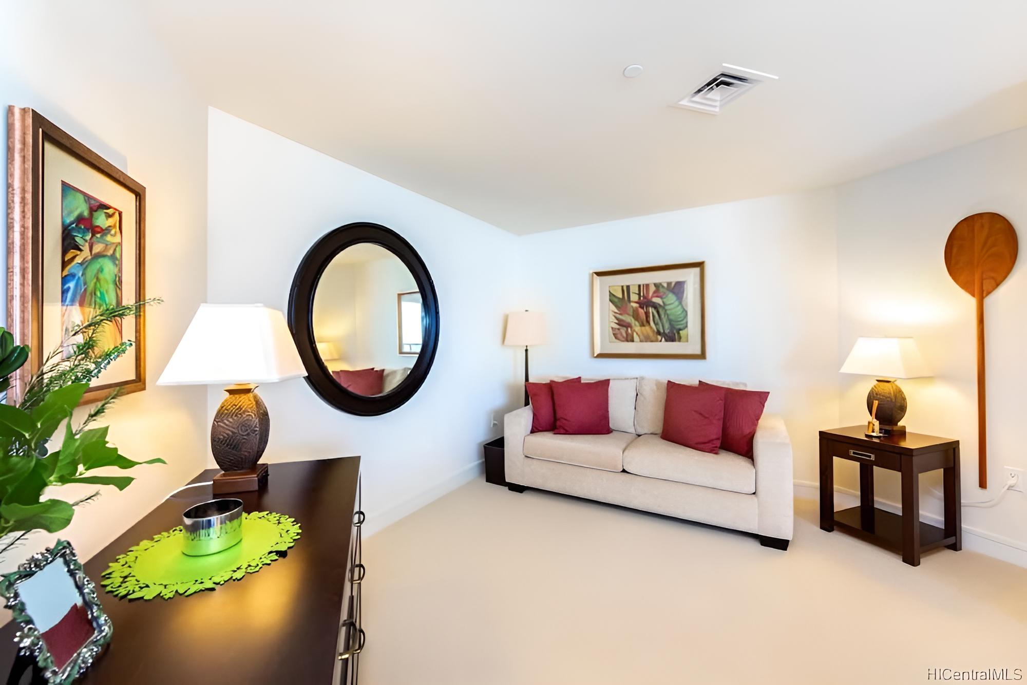 Jet Luxury @ The Trump Waikiki