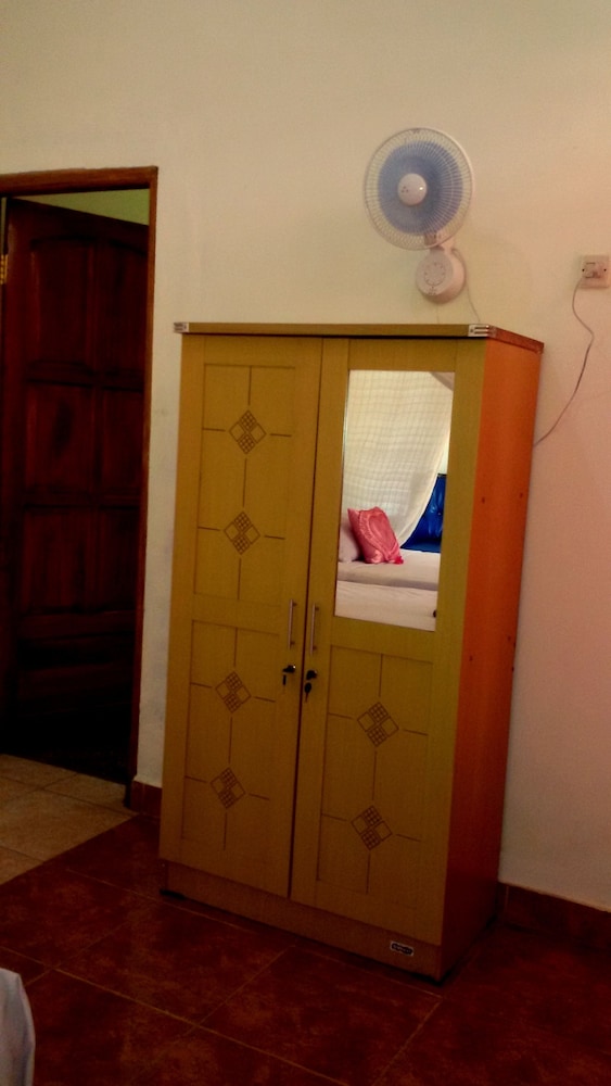 Mami In Homestay