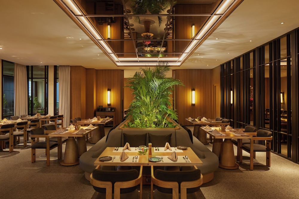 Hotel Tentrem Jakarta 31