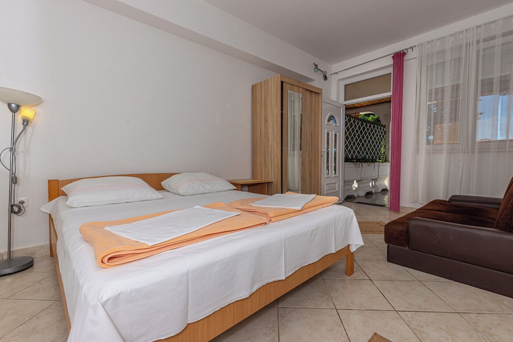 Apartment Zorka 2