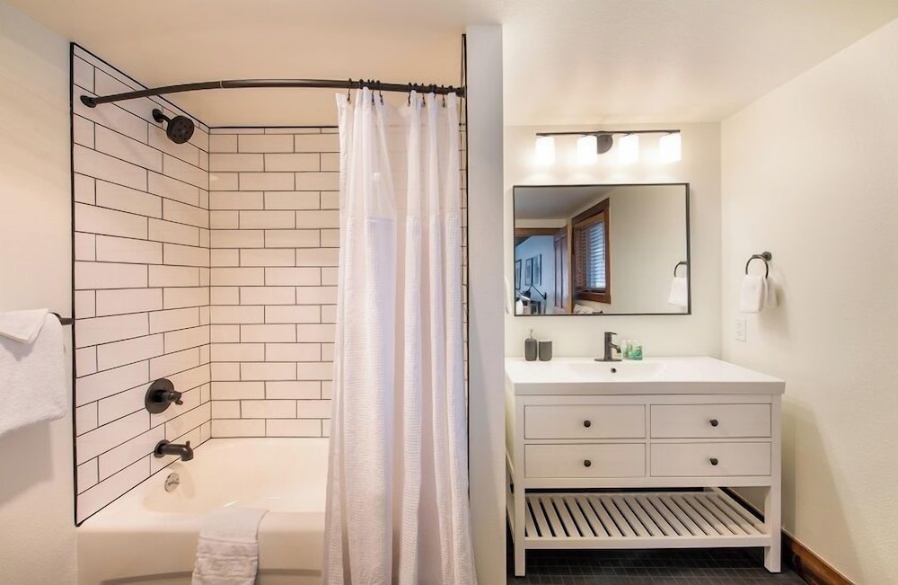 Zephyr Mountain Lodge Vacation Condos - Winter Park CO