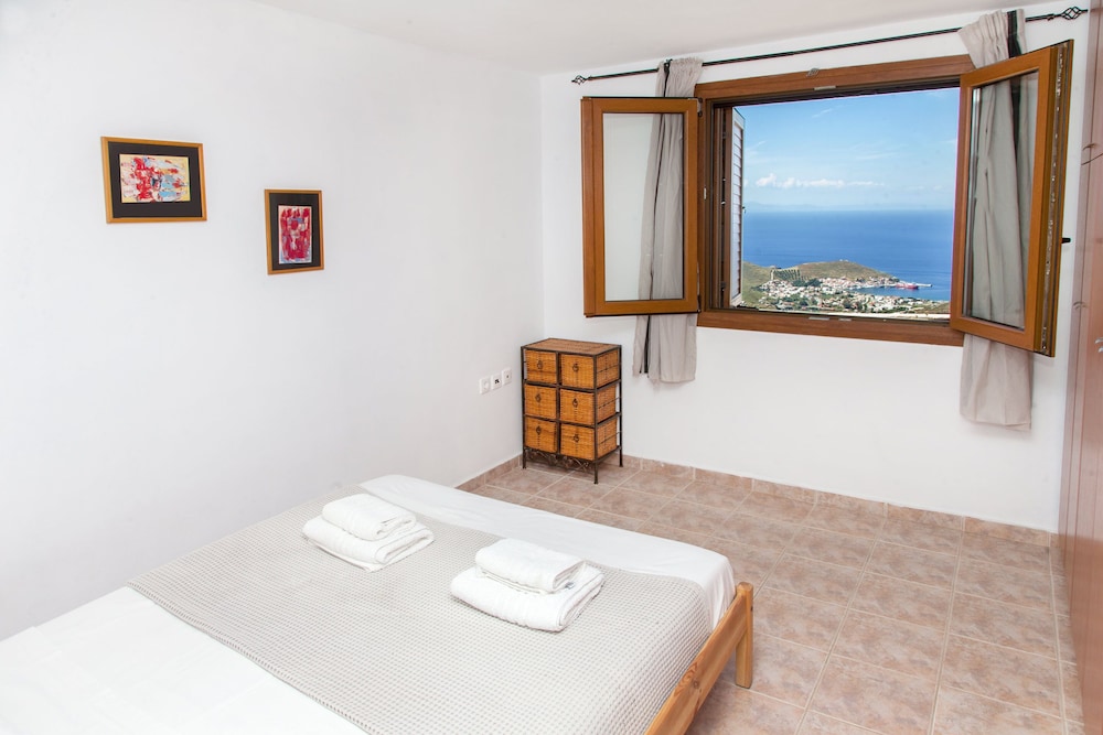 Villa Karthea II photo 3