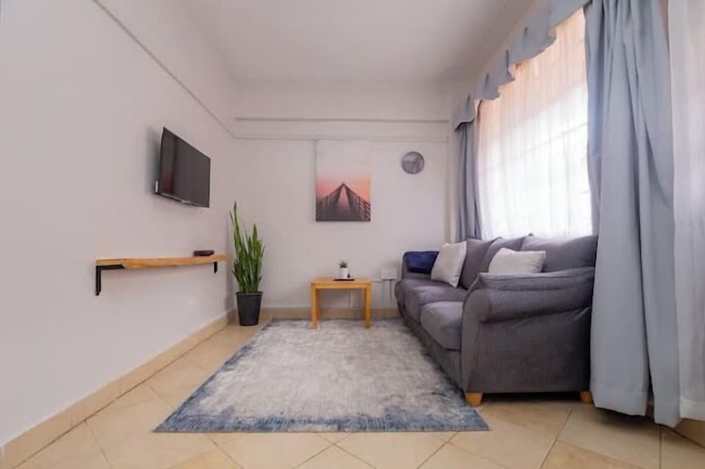 Lux Suites Bida Furnished Apartments
