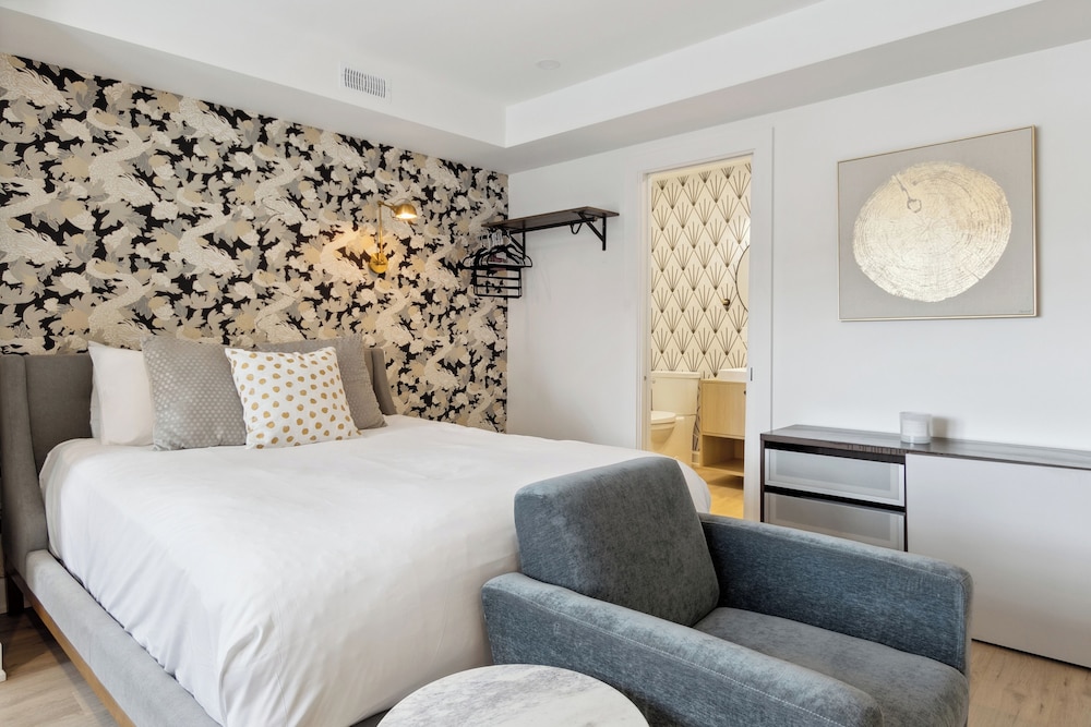 Downtown Collingwood Condos
