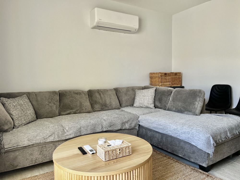 41 KAP - Stay Paradise Apartment