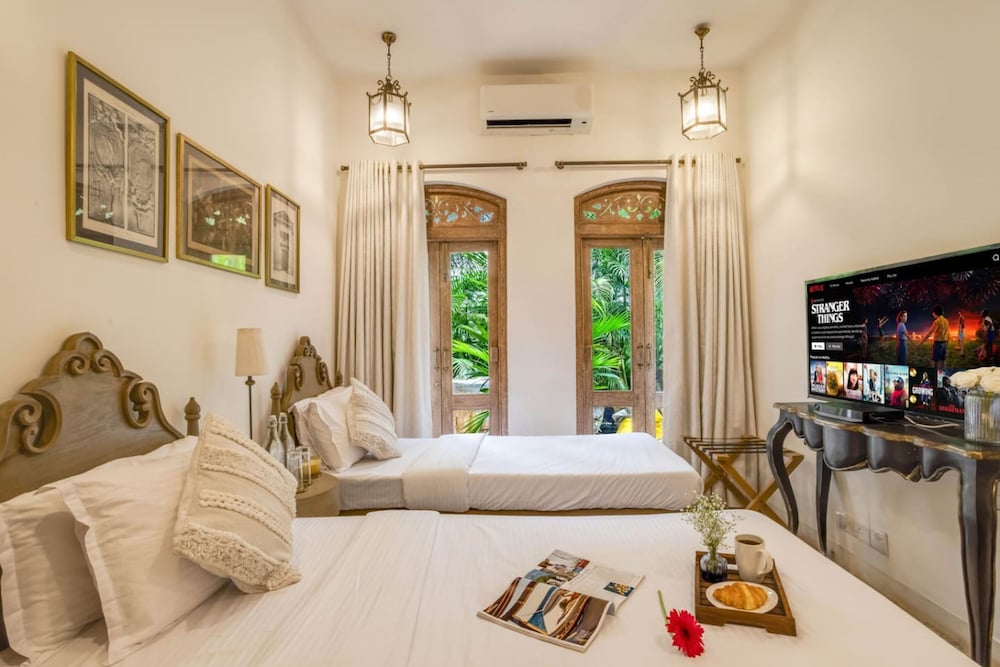 4bhk Villa in Siolim Pool Lush Forest View