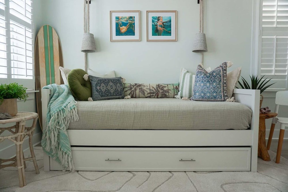 Pearl Hideaway