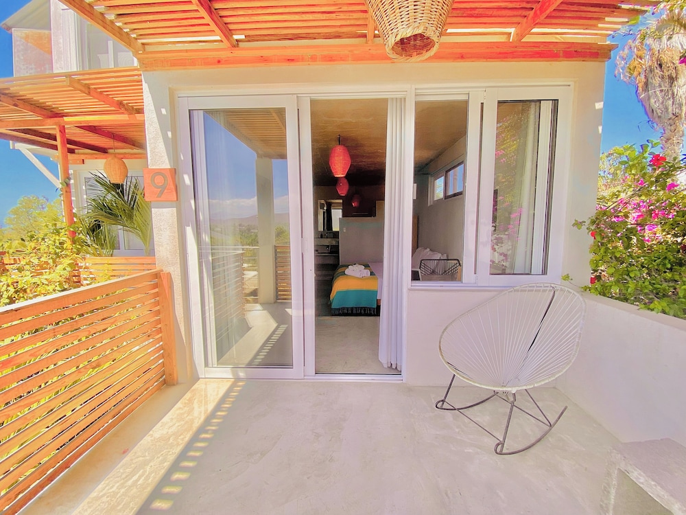 Perro Surfero Hotel Boutique - Todos Santos, BCS