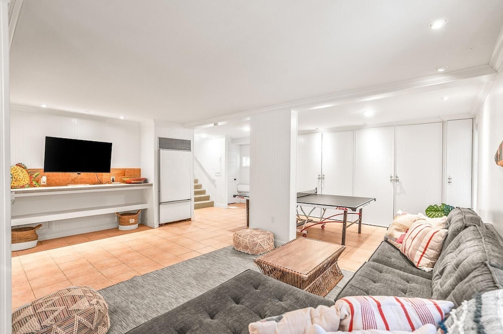 Spacious Family Getaway